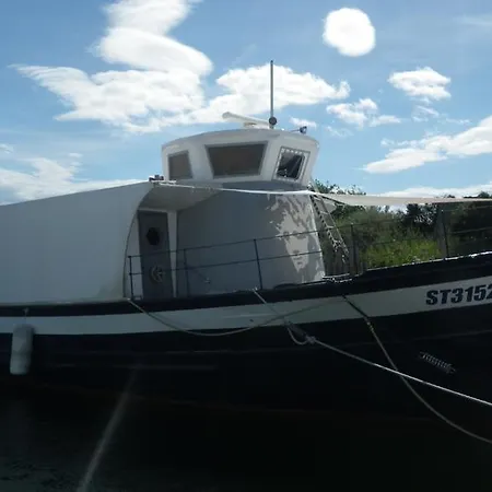 Botel L'ephebe D'agde Agde