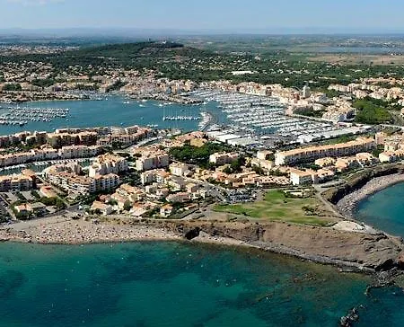 L'ephebe D'agde بوتيل